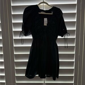 NWT Abercrombie & Fitch black short sleeve dress with sleeve detail ties.